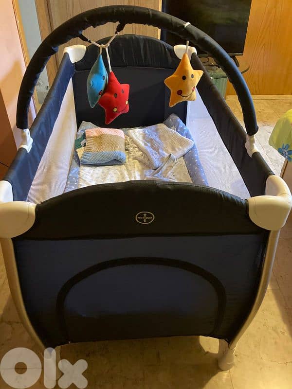 bed & high chair 2