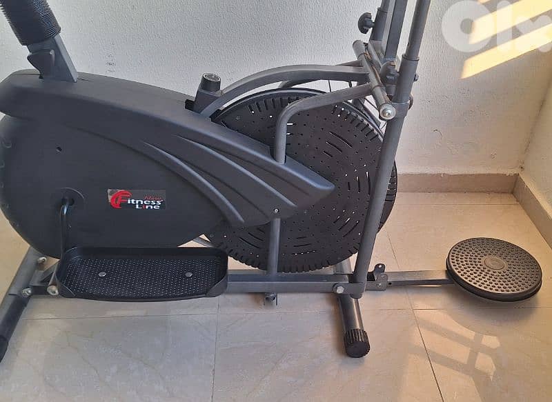 New elliptical fitness line b 120$ 2