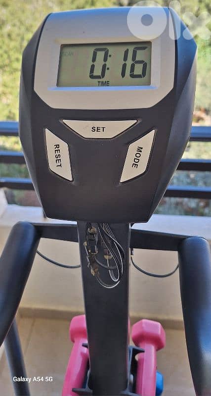 New elliptical fitness line b 120$ 5
