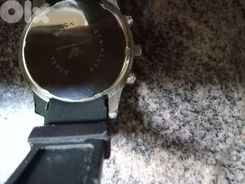 watch emporio armani quartz 1