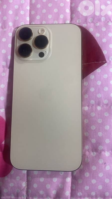 iPhone 16 pro max 1
