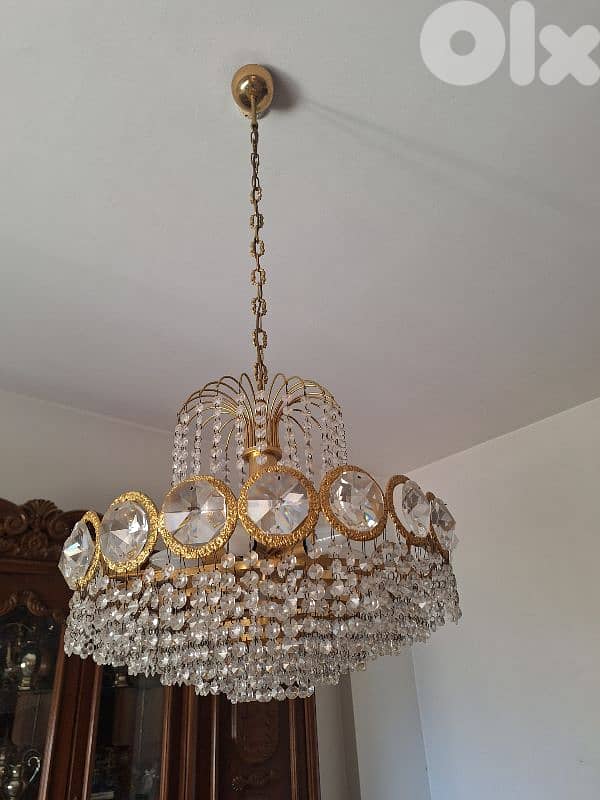 chandelier 0