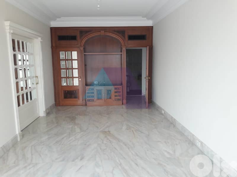 400m2 apartment+open view 4sale in Koraytem - شقة للبيع في قريطم 0