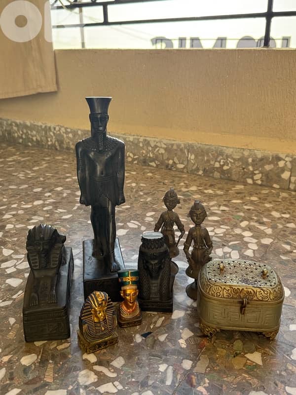 Egyptian Decor & Collectibles 1