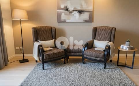 ARMCHAIRS & OTTOMAN