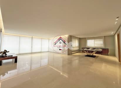 Deluxe Apartment for sale in Tallet el Khayat in a Prime Location