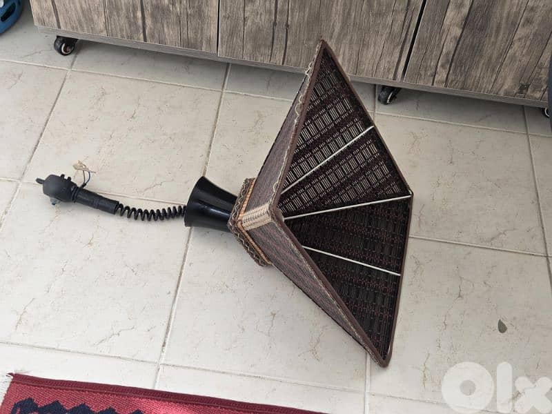 ٣ ترايات مع لمباتن بسعر حلو 2