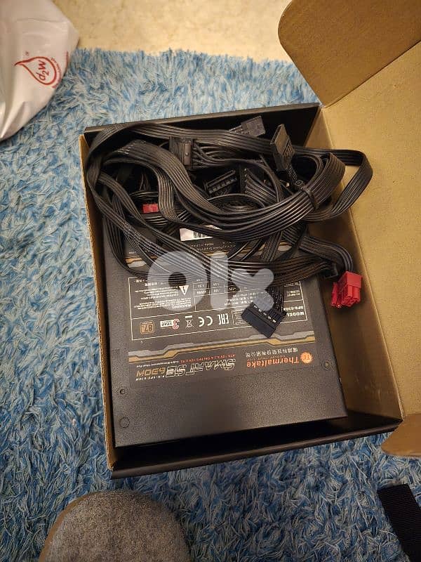 cpu i7 6700k, psu 630 watts, msi 1060 gpu, b250 asus motherbpard 5