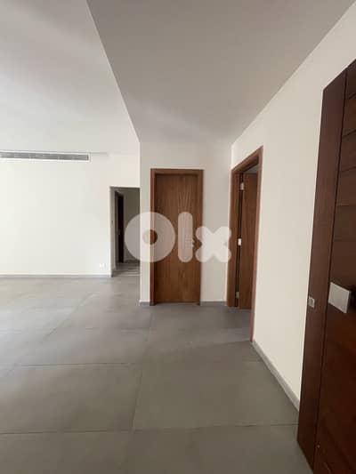 1000$ For Rent 170 sqm | Ashrafieh |