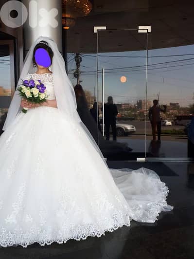Italian wedding dress for rent