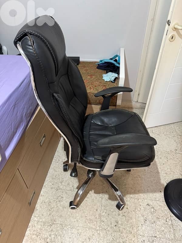 office chair 0