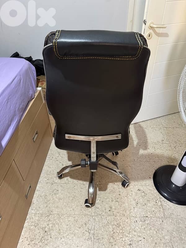 office chair 3