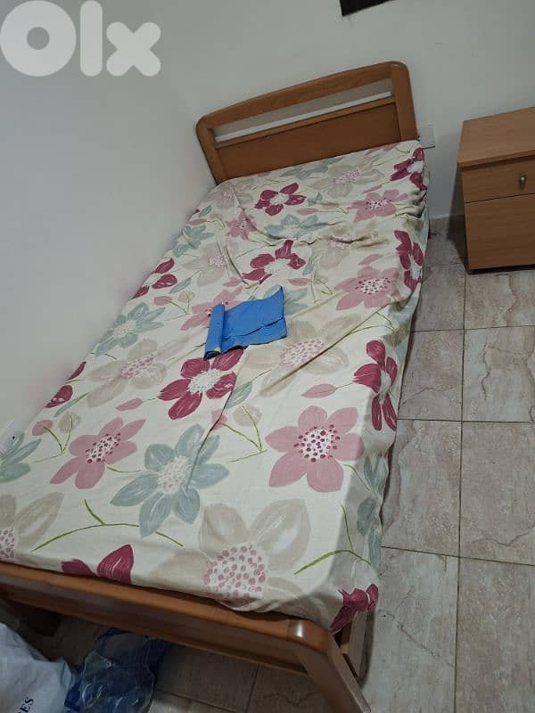 full bedroom - good condition 4