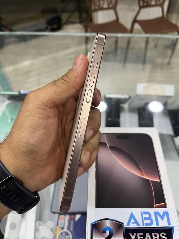 iphone 16 pro max Deset 256gb battery 100% apple warranty wala jere7 6