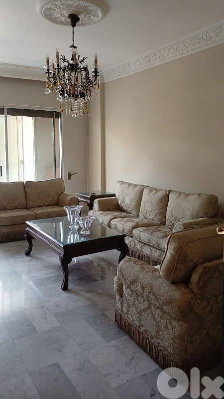Apartment for sale in Koureitem-شقة للبيع في قريطم 0