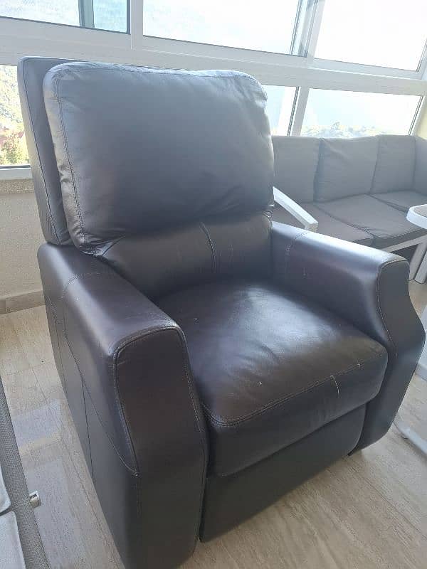 Recliner chair lazy boy 0
