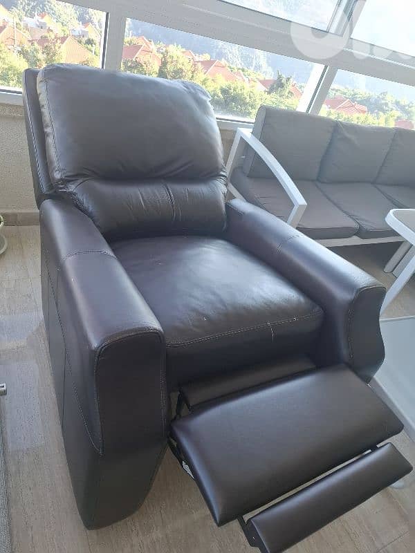 Recliner chair lazy boy 1