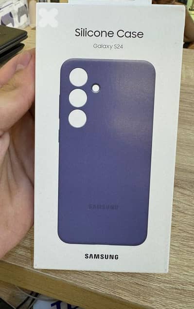 Silicone Case Galaxy S24 violet