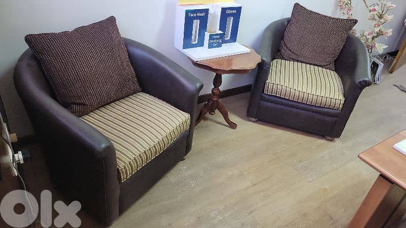 Furniture for doctor's clinic 5