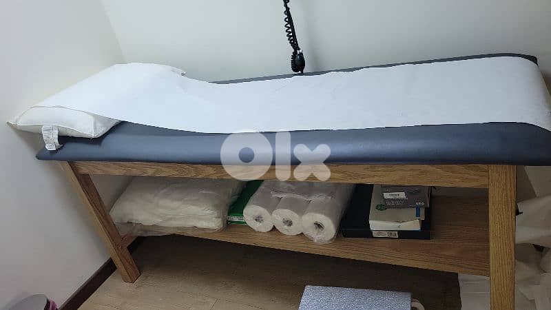 Furniture for doctor's clinic 6