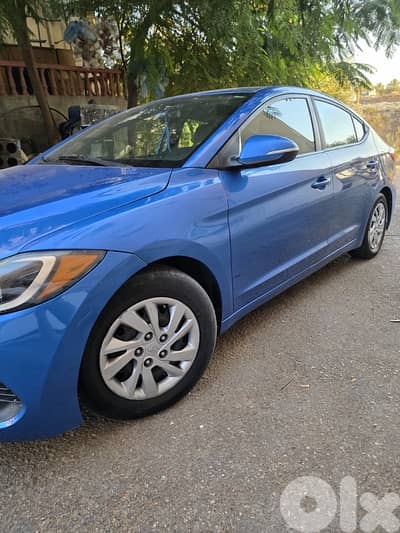 Hyundai Elantra 2017