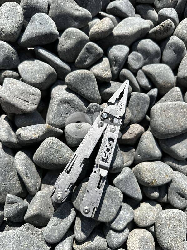 SOG POWER ACCES Multi Tool 18 in 1 2