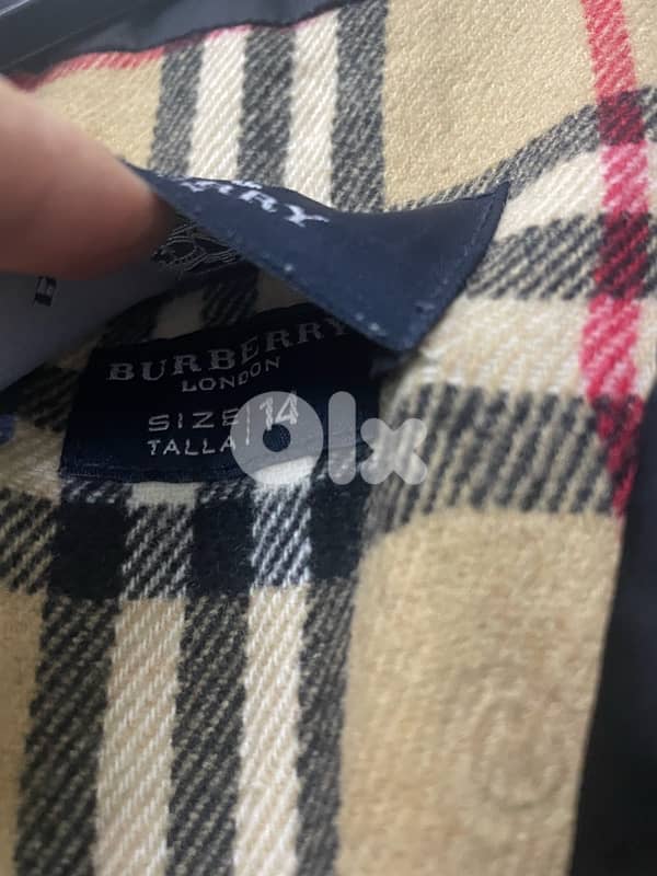 Burberry 6