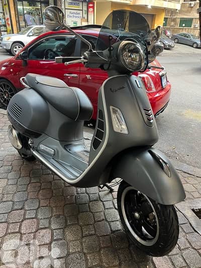 vespa GTS super 300 Cc