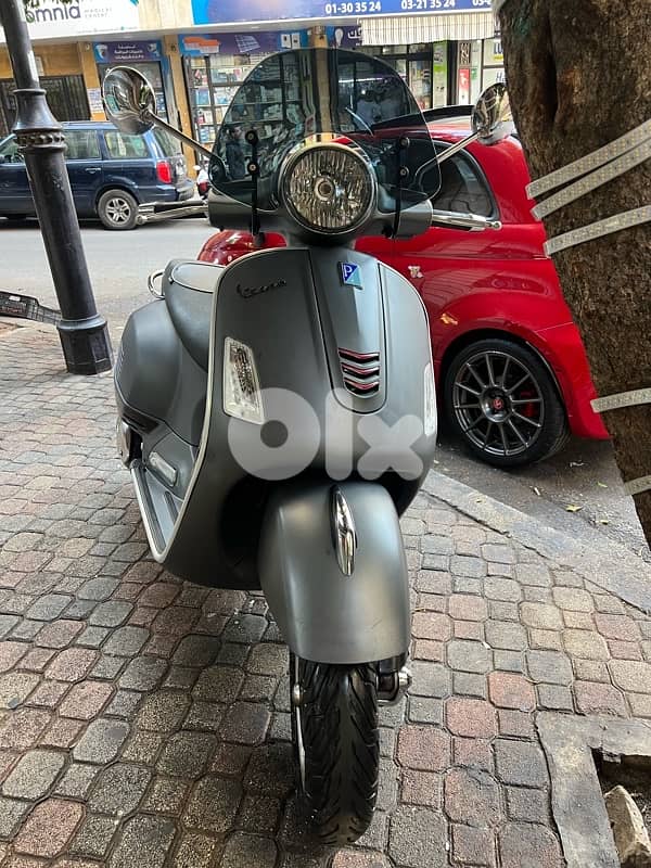 vespa GTS super 300 Cc 3
