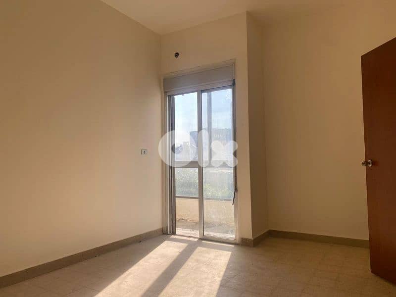 office for sale in sin l fil مكتب للبيع في سن الفيل 0