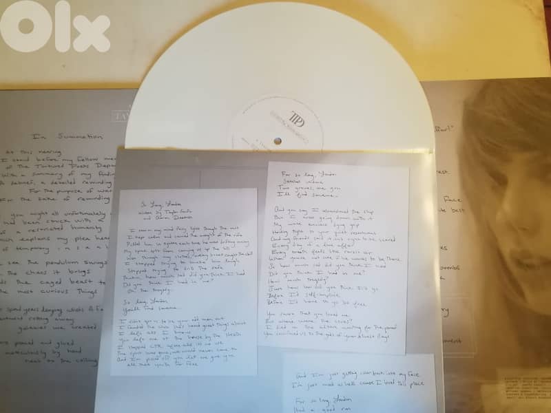 Taylor Swift "The tortured poets department"  album on 2 white vinyl 1