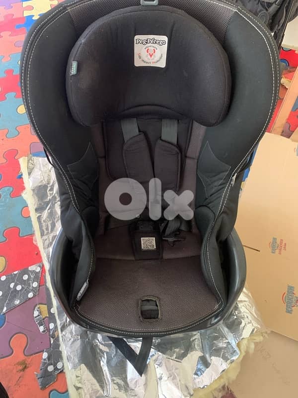 2 car seats 1 stroller 1