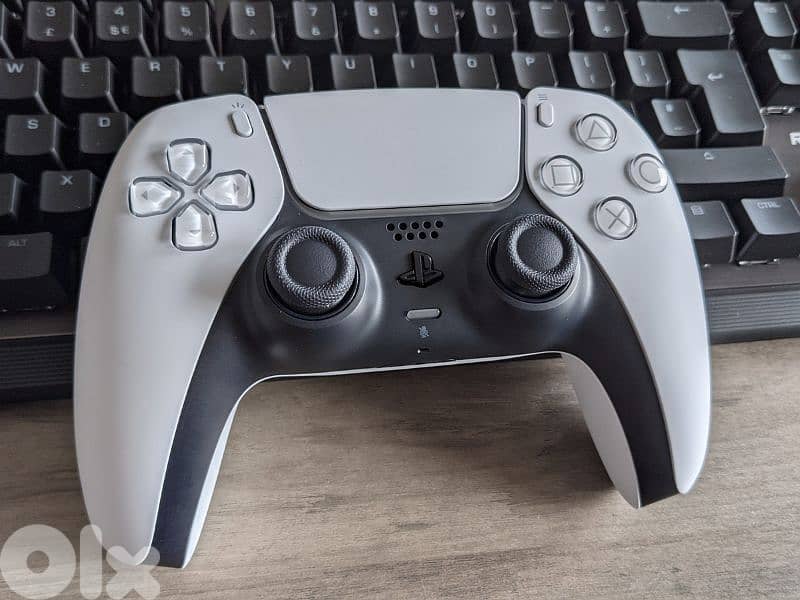 ps5 controller original very clean 0