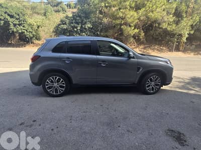 Mitsubishi Outlander Sport 2020