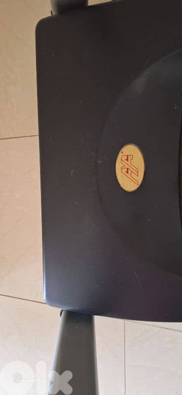 New Treadmill b 100$ 3