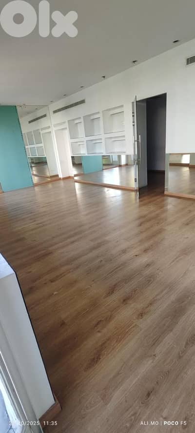 Decorated Office For Rent In Achrafieh Tabaris مكتب للاجار في الاشرفية