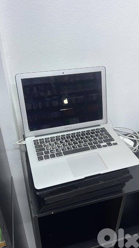 Macbook air 13 inch 0