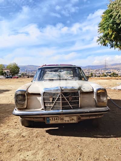 Mercedes-Benz 200 Series 1970