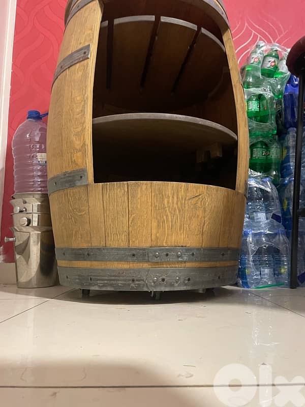barrel as bar for wine 1