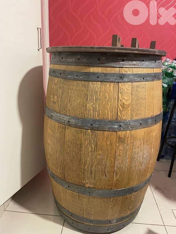 barrel as bar for wine 2