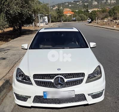 Mercedes-Benz 200 Series 2012