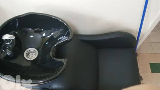 for sale   كرسي شامبو