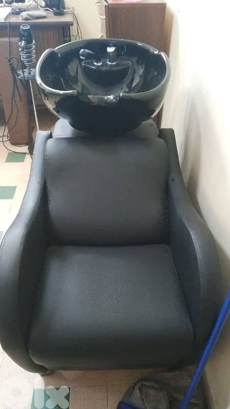 for sale   كرسي شامبو 1
