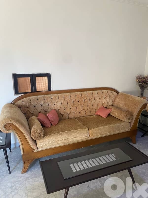 Vintage 2-Piece Sofa Set – Great Condition 0
