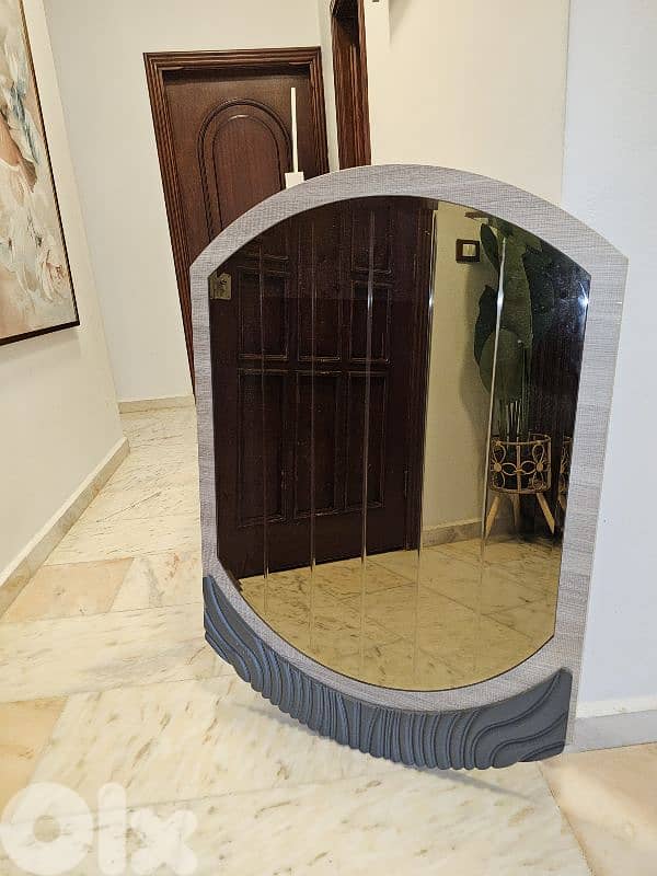 4 items vanity with mirror+white mirror+chair 3