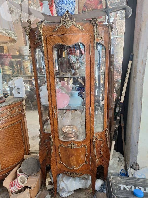 فيترين فرنسية انتيك قديمة خشب جوز من الروائع vitrine 0