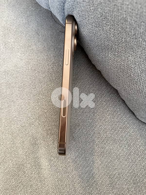 iphone 16 pro max 256gb 100% used like new 1