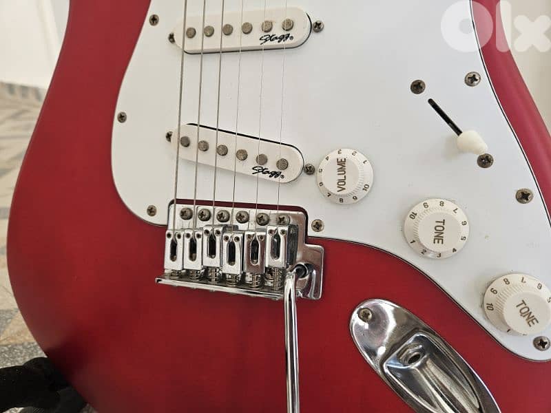 Electric guitar _ Stagg Strat 1