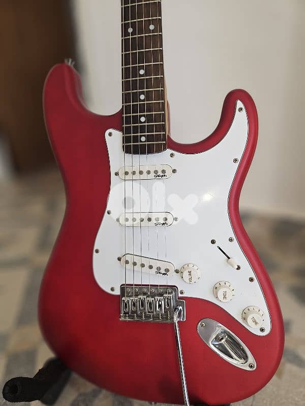 Electric guitar _ Stagg Strat 4