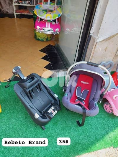 Bebeto Carseat + base + isofix كرسي سيارة هزاز مع قاعدة